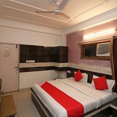 Oyo 8076 Hotel Europe Plaza Lucknow Exterior foto