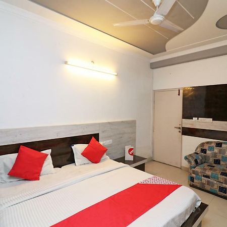 Oyo 8076 Hotel Europe Plaza Lucknow Exterior foto