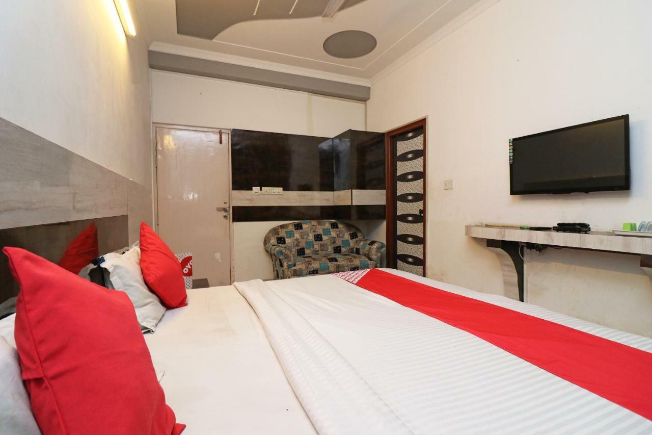 Oyo 8076 Hotel Europe Plaza Lucknow Exterior foto