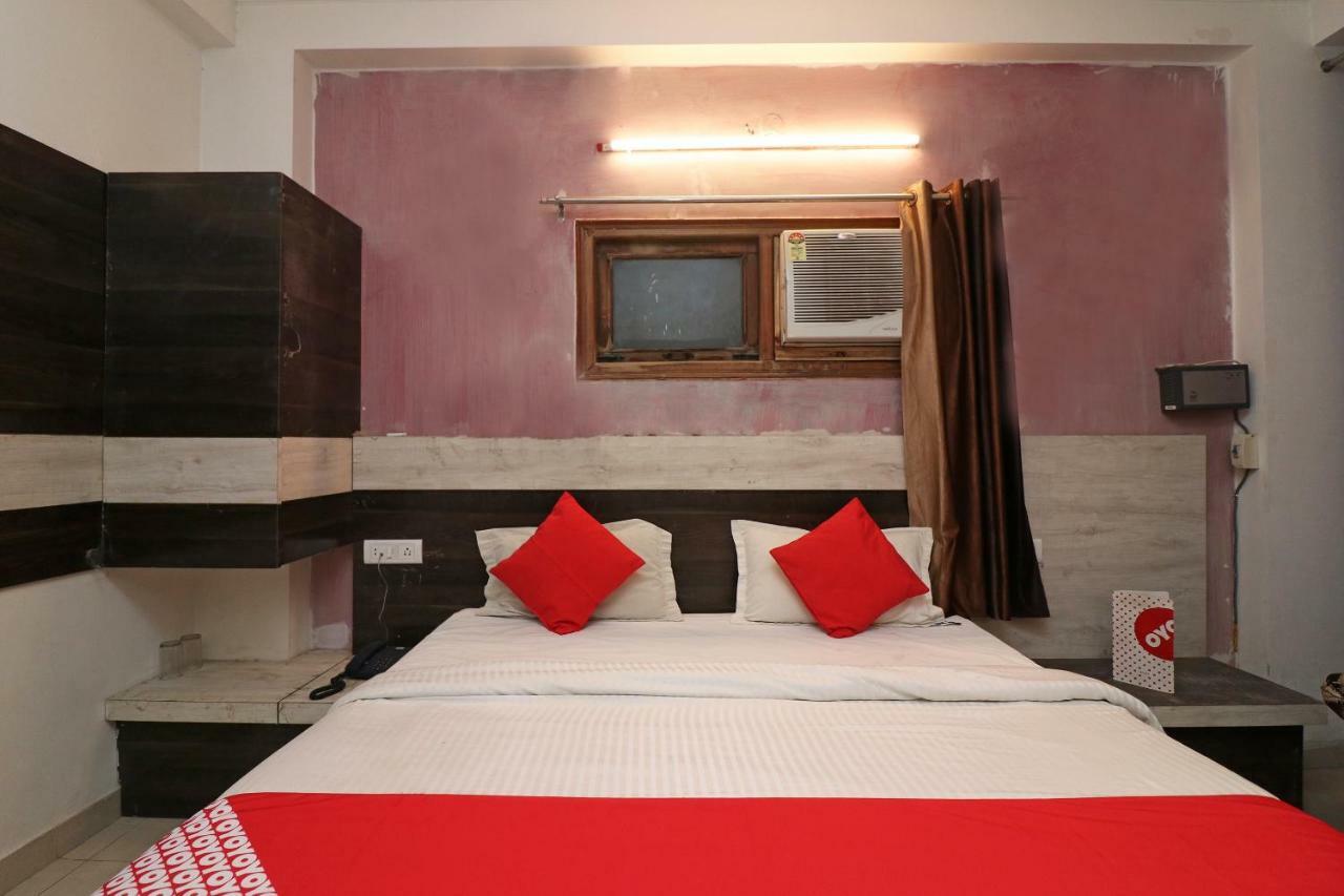 Oyo 8076 Hotel Europe Plaza Lucknow Exterior foto