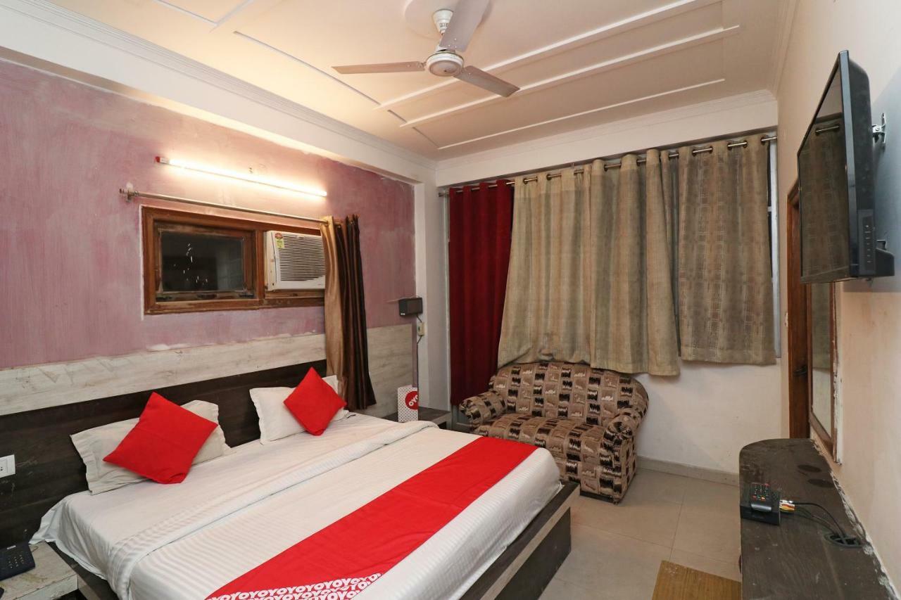 Oyo 8076 Hotel Europe Plaza Lucknow Exterior foto