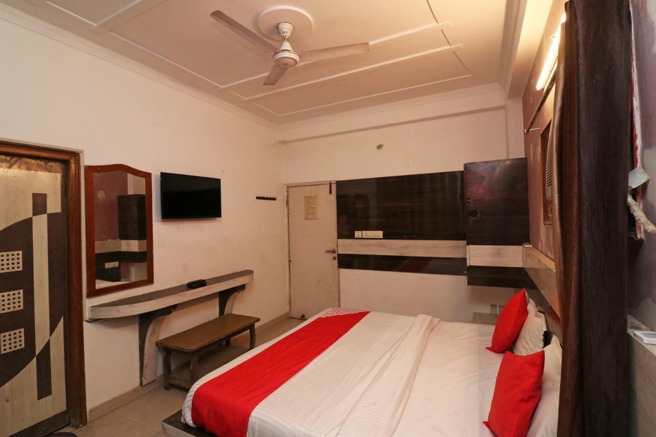 Oyo 8076 Hotel Europe Plaza Lucknow Exterior foto